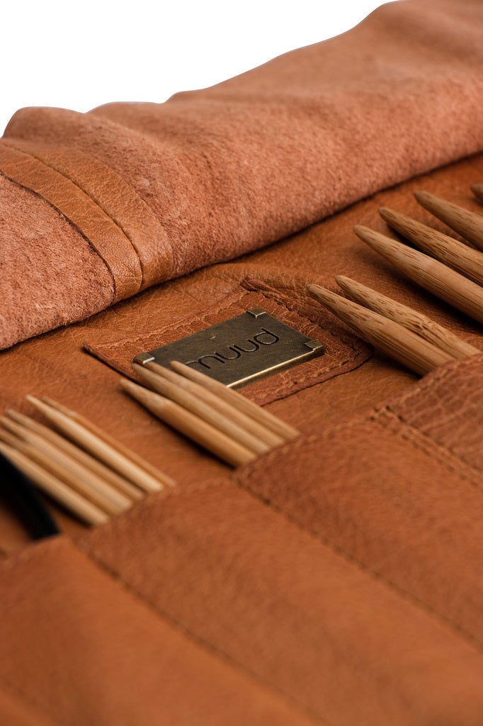 muud Bea Handmade Leather Case for Knitting Needles 2