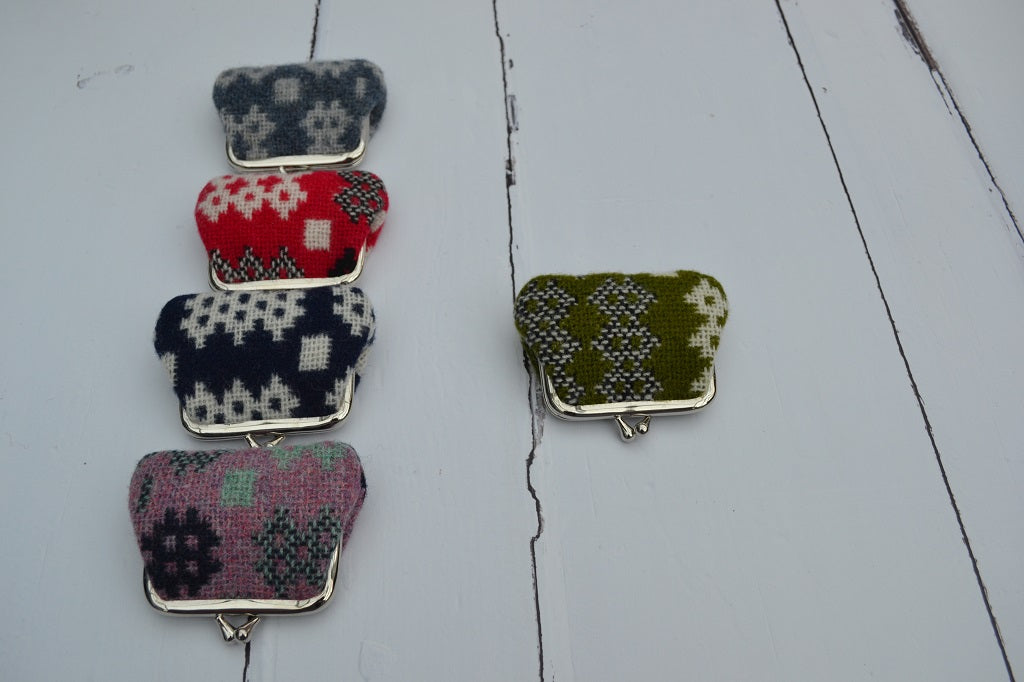 Afon Elan - Moss Green