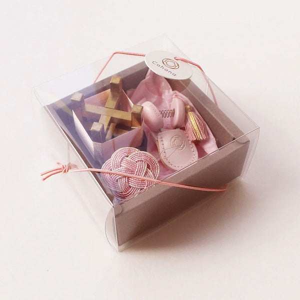 Cohana - Small Brass Spool Sewing Kit SAKURA 3