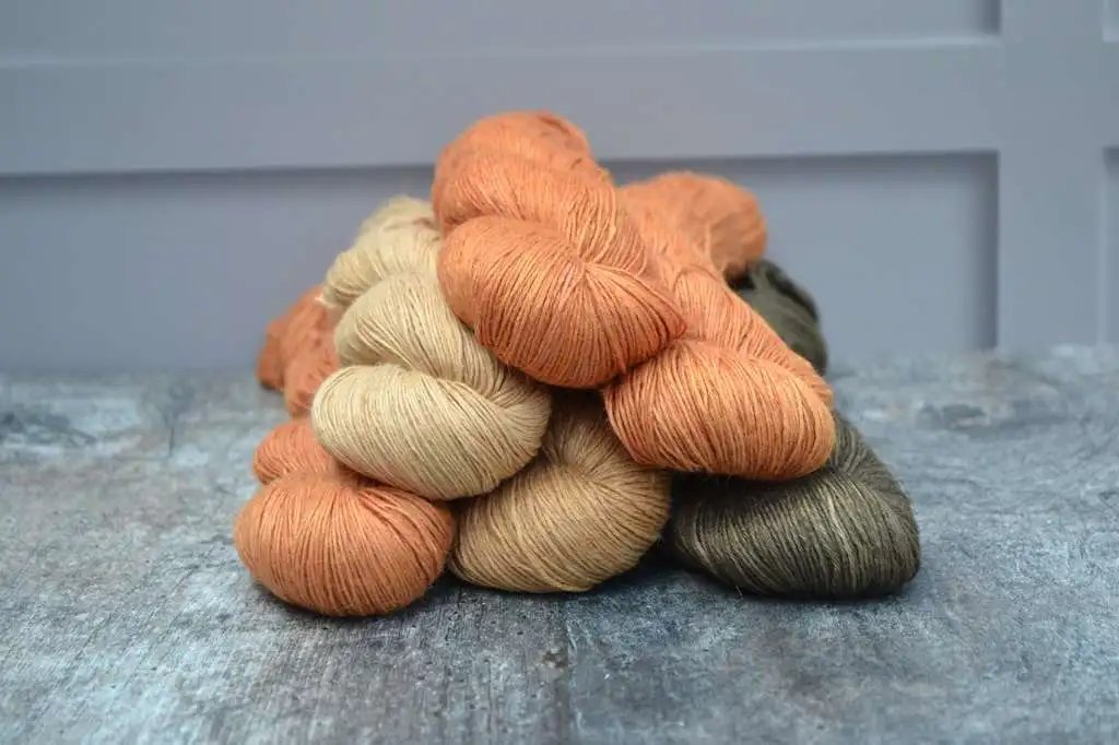 Hand dyed yarn - Specialty Yarns, dyed with natural dyes
