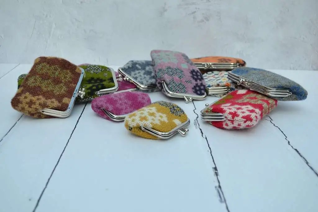 Tapestry Gifts - Purses, Pencil and Glasses Cases  Welsh tapestry gifts, hand woven in Wales