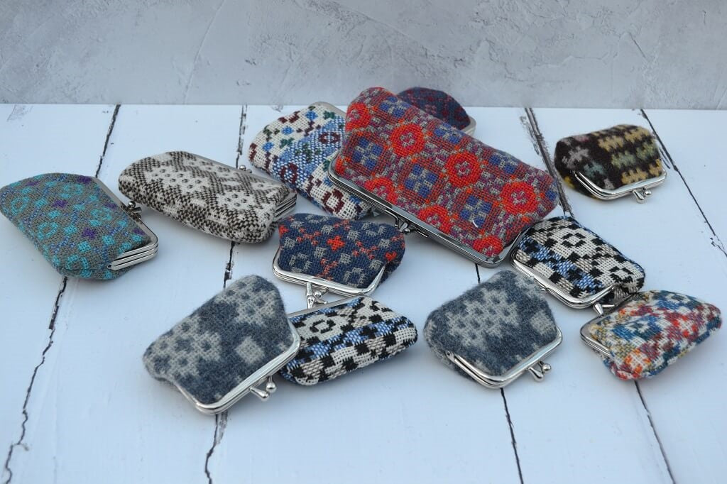 Welsh tapestry purses - Wool purses -  Small coin purses  - Clasp coin purses - Large and medium sizes