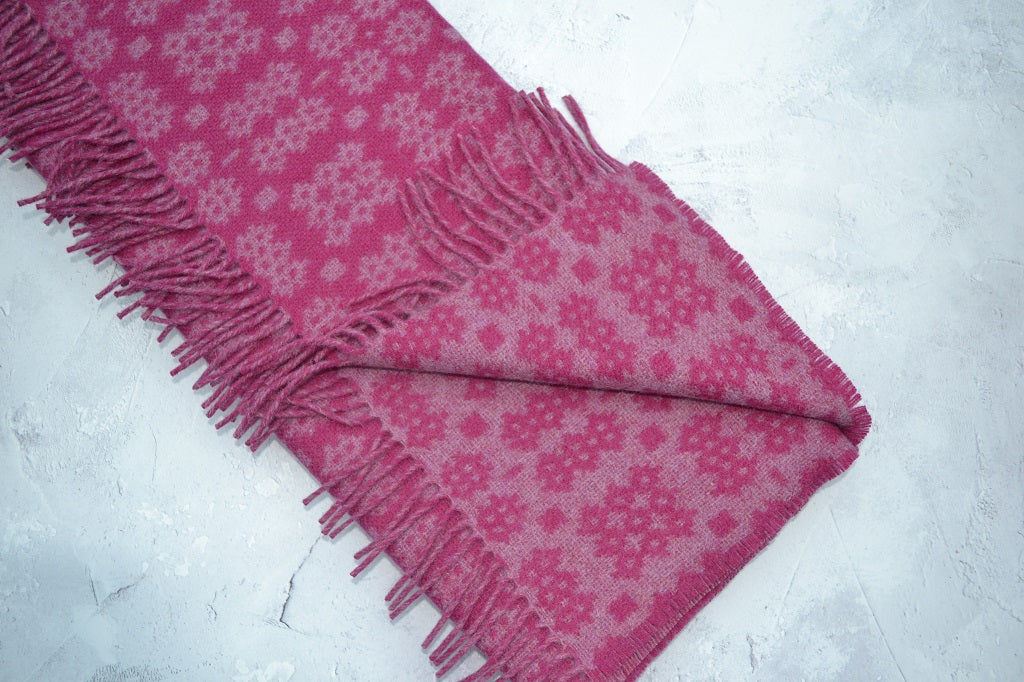 Welsh blanket Radnor opened