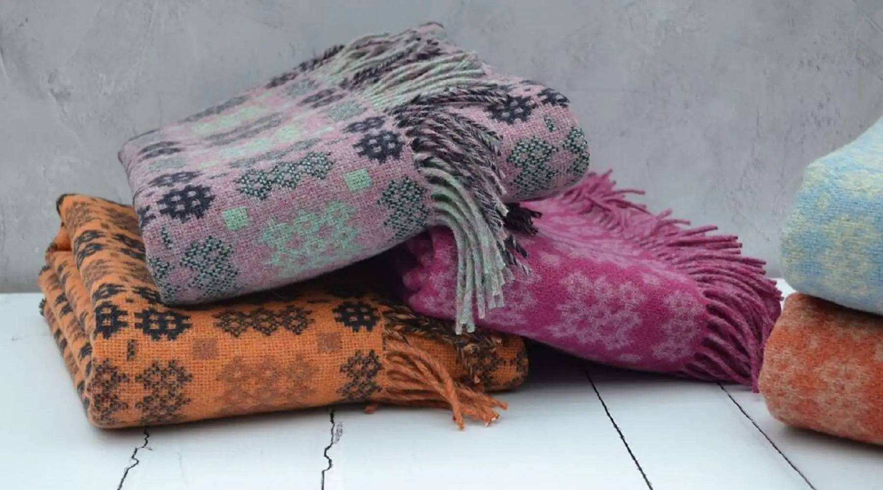 Welsh Blankets - Hand woven with pure new wool in Wales