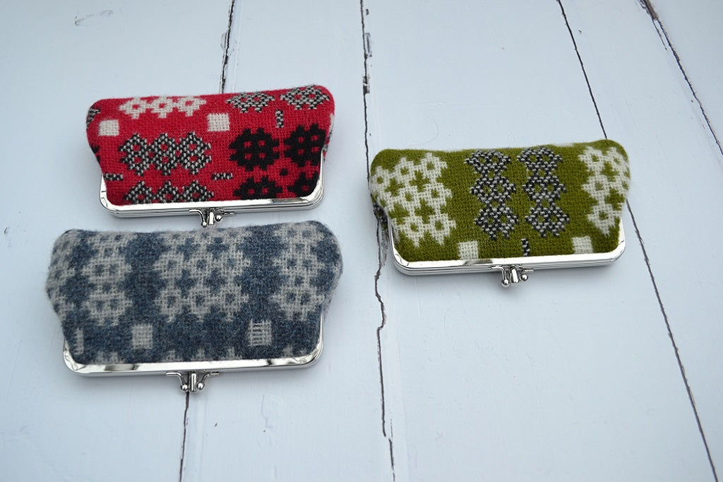 Tapestry Purses - Large Traditional