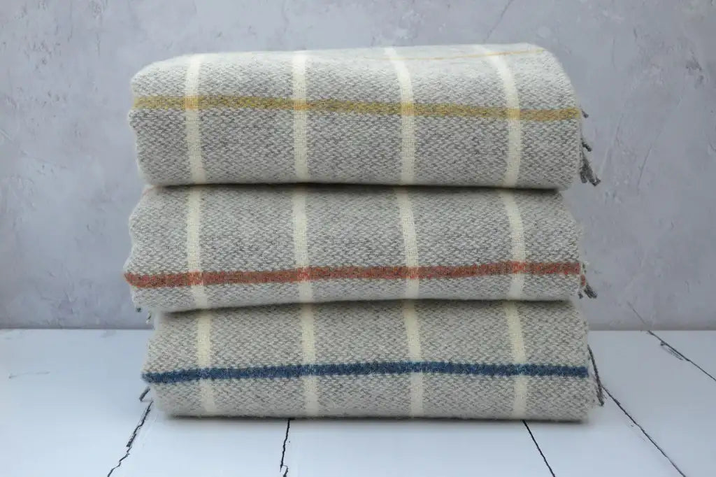 Wool Throws - Frenni Throw