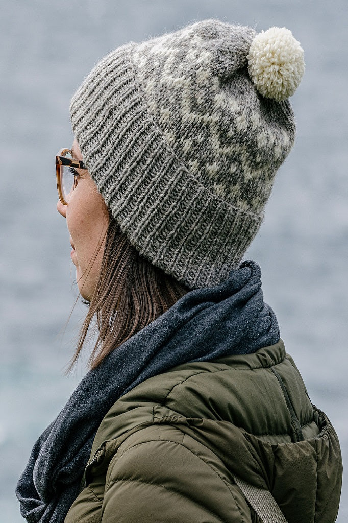 Fair Isle Weekend - Book by Laine - Author Mary Jane Mucklestone  4