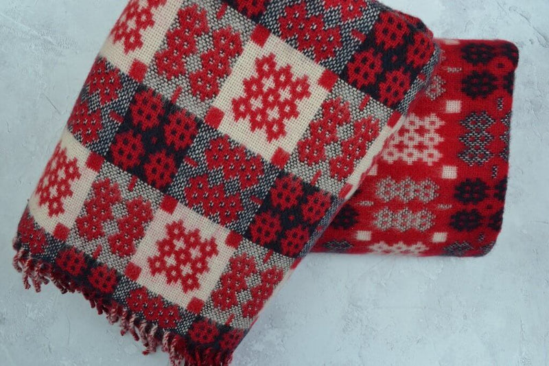 Welsh blanket Pure New wool Hand Woven in Wales FelinFach
